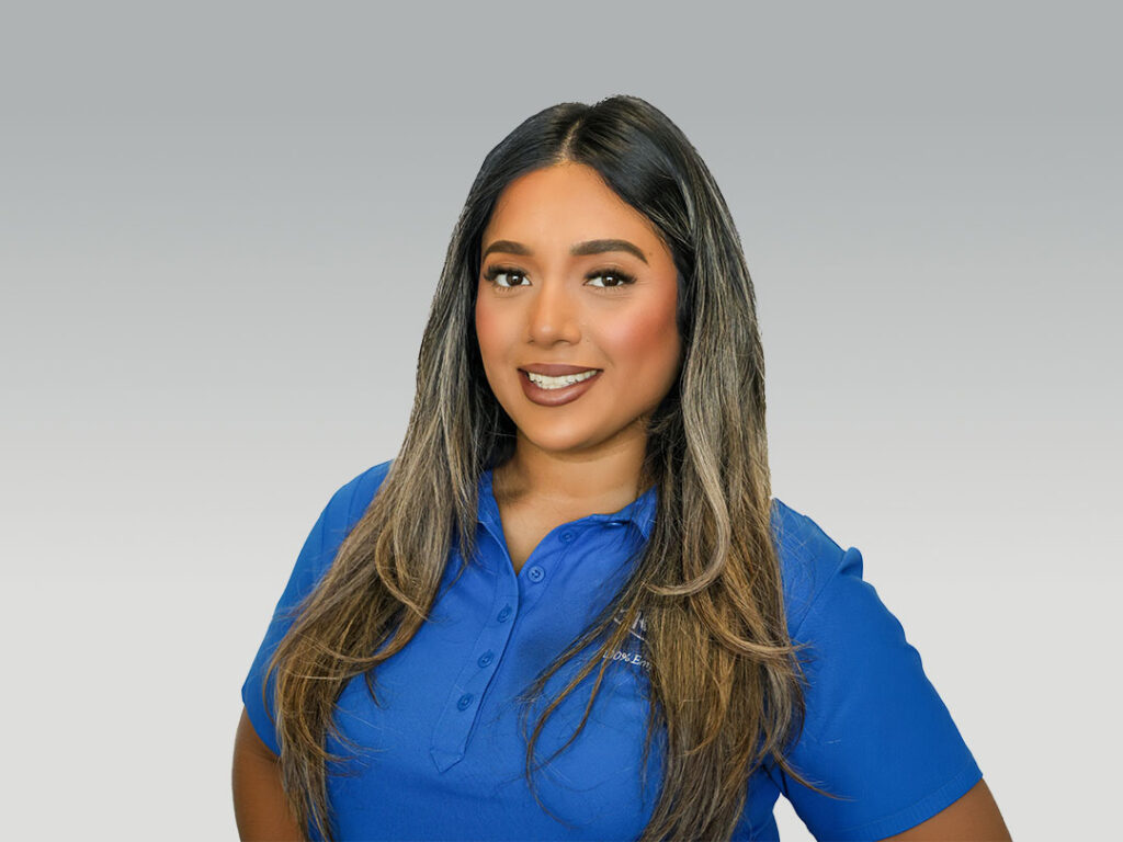 Gina headshot